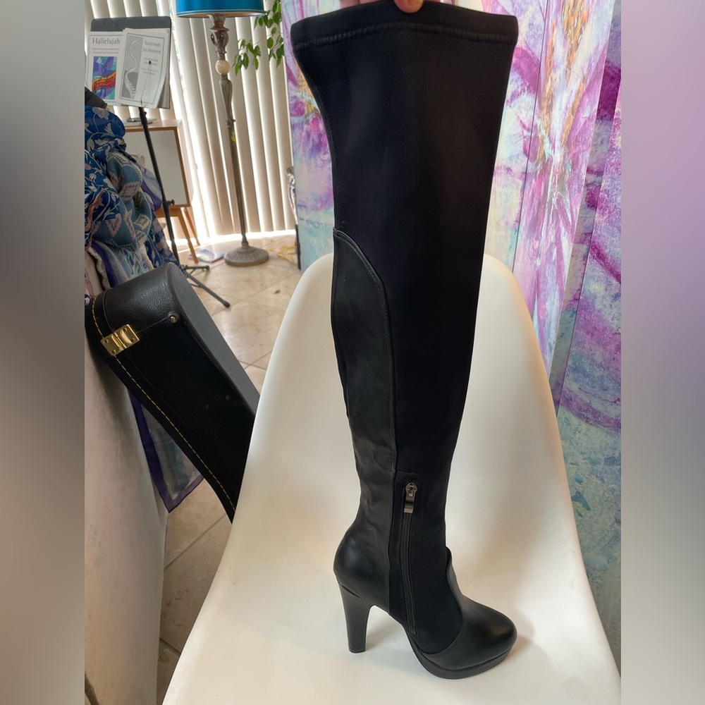 bucco Boots , over the knee high heel, Black, Size 6